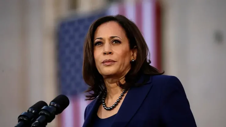 Ar putea fi Kamala Harris reprezentanta democraților dacă Biden iese din cursa electorală