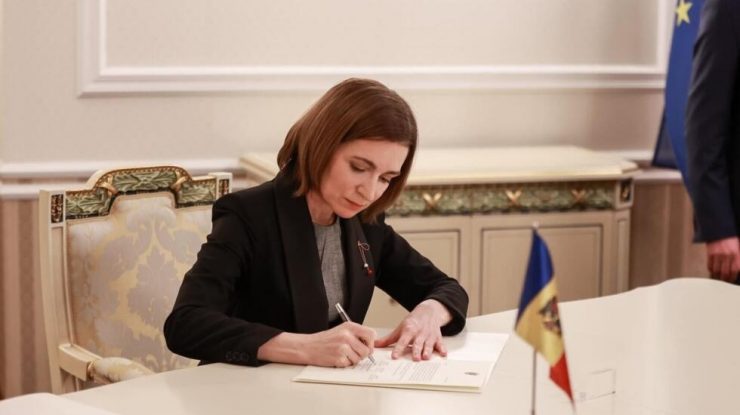 Maia Sandu a semnat decretul privind iniţierea negocierilor de aderare a Republicii Moldova la UE