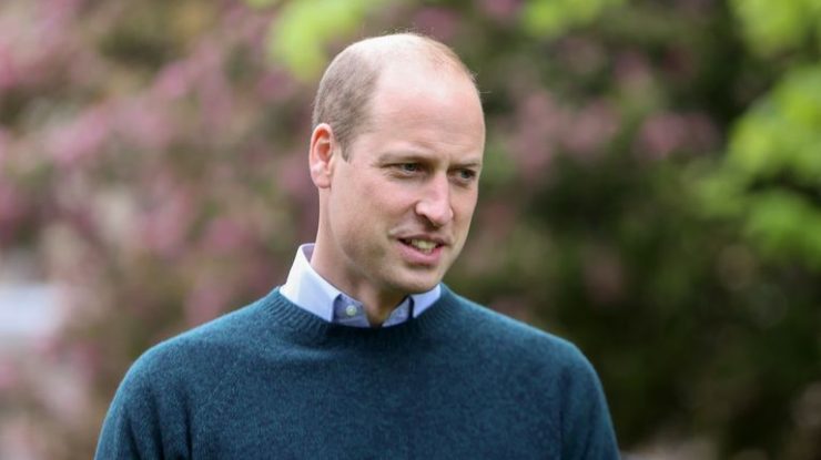 Prințul William face o vizită ultrasecretă pentru a se întâlni cu spionii MI6. Întâlnirea are loc înainte de Trooping the Colour