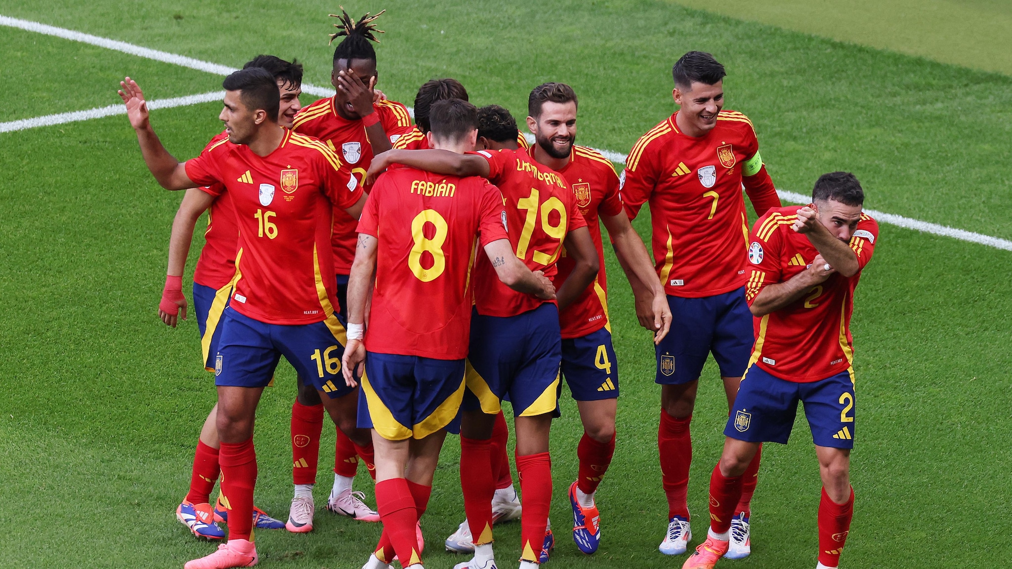 Campionatul European de Fotbal: Spania câștigă meciul cu Croația cu 3-0
