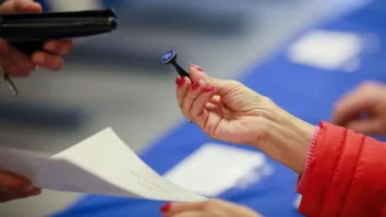 Biroul Electoral Central aprobă renumărarea voturilor până duminică la ora 22:00. Biroul Electoral nu permite observatori independenți la renumărare