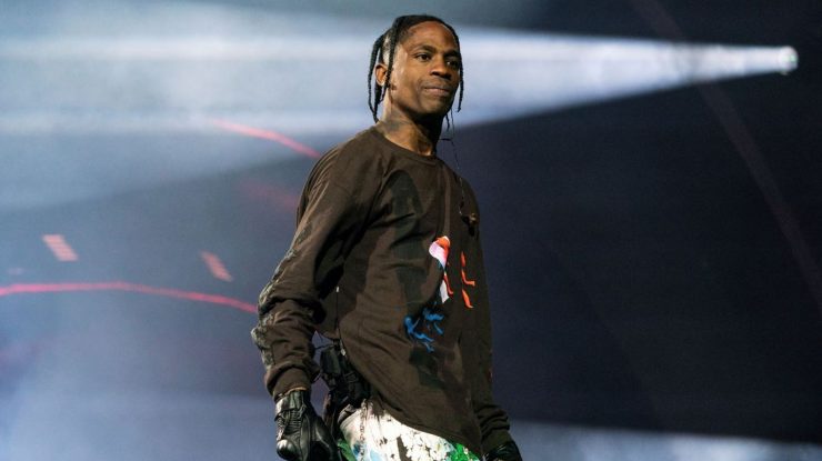 Travis Scott a fost arestat în Miami pentru „tulburarea ordinii publice și violarea de domiciliu”