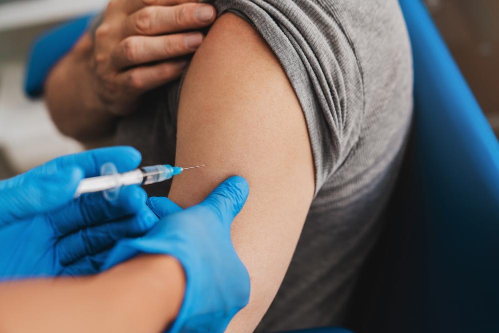 Încrederea în vaccinurile pentru copii a scăzut cu 10% în România după pandemie. Adrian Marinescu: „Toți politicienii trebuie să ia în calcul faptul că interesul legat de sănătate e unul comun”