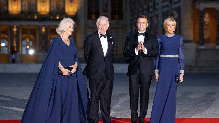O cină cu homar pentru Regele Charles al III-lea a costat biroul președintelui francez 475.000 euro. Ce conține meniul servit