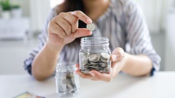 STUDIU. Economisirea regulată a banilor îmbunătățește calitatea somnului. Ce au descoperit cercetătorii