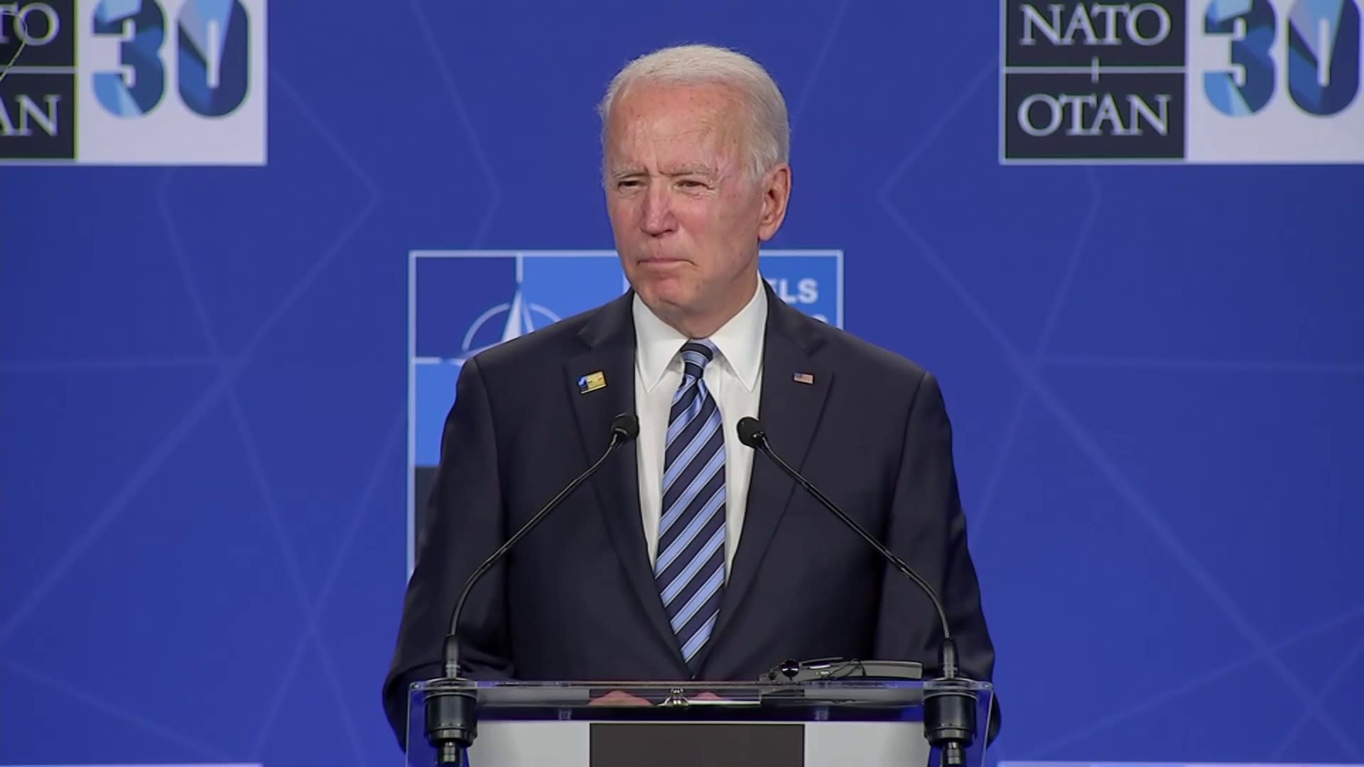 Discursul lui Biden la conferința de presă NATO nu a mers conform planului. Președintele a făcut gafă după gafă