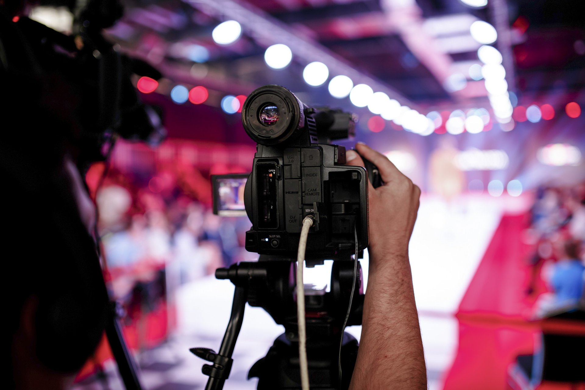 Emisiunea ta favorită poate dura exact cât îți dorești. Ce au discutat directorii companiilor big tech la Summit-ul virtual Digital Hollywood