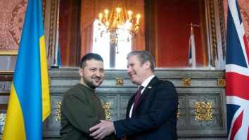 Zelenski va călători în Marea Britanie săptămâna viitoare