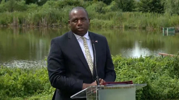 Noul Ministru de Externe dorește să restabilească relațiile dintre Regatul Unit și UE. Care sunt planurile lui David Lammy