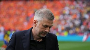 În 28 de meciuri, Iordănescu a avut 10 victorii, zece remize și opt înfrângeri. FRF vine astăzi cu un anunț