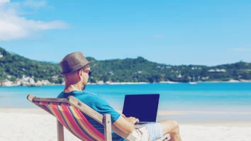 România se află în topul țărilor pentru nomazi digitali. Expert HR: „Este nevoie de un mediu care să asigure o bună funcționare la job”