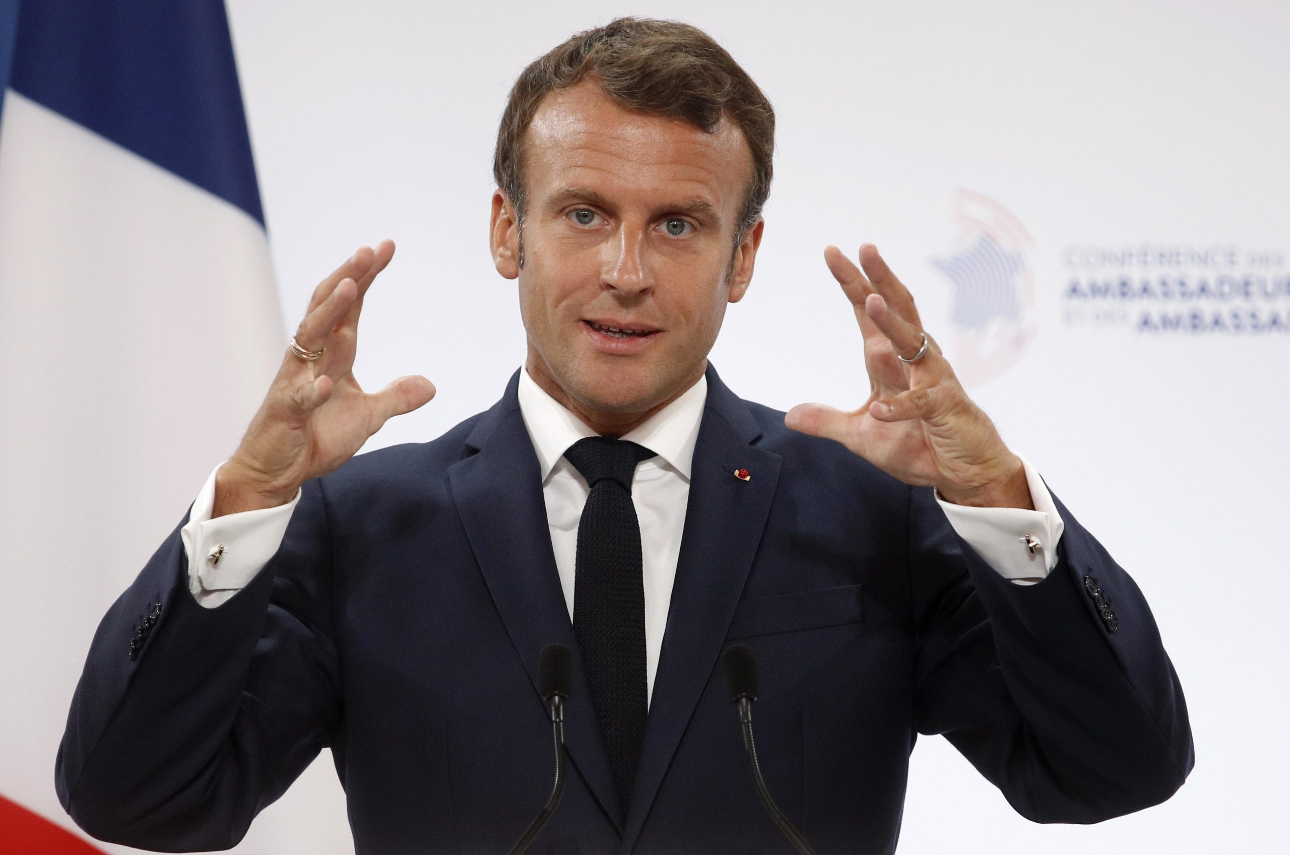 Emmanuel Macron cere forțelor politice republicane să lucreze pentru o coaliție majoritară, după rezultatul alegerilor anticipate