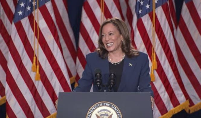 Kamala Harris ține primul ei miting electoral, în Wisconsin: „Trump e un violator și un hoț”