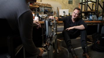 MIT a realizat primul picior bionic controlat în întregime de creier