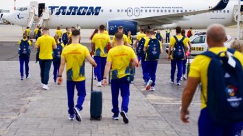 Sportivii români au plecat astăzi la Paris pentru Jocurile Olimpice, cu nava Tarom „Nadia Comăneci”. 6 din 10 români vor urmări competiția
