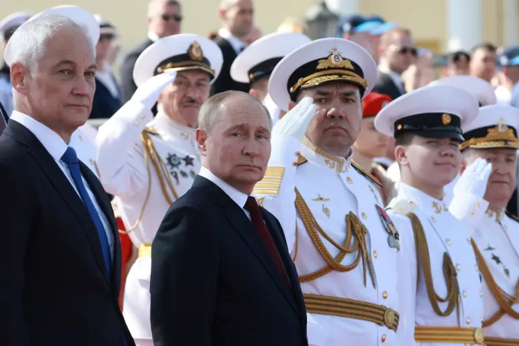 Putin amenință că Rusia va relansa producția de arme nucleare cu rază intermediară, dacă SUA vor desfășura rachete în Germania sau alte părți ale Europei