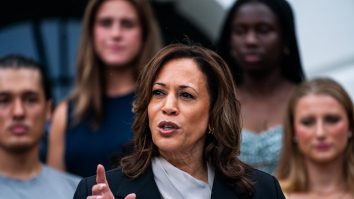 Kamala Harris i-a spus lui Netanyahu că ,,e timpul să accepte acordul de încetare a focului”