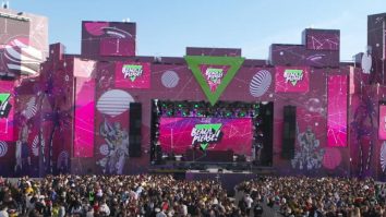 Festival cu probleme. Andrew Tate și-a făcut apariția pe scena Beach, Please. Ce au declarat organizatorii festivalului