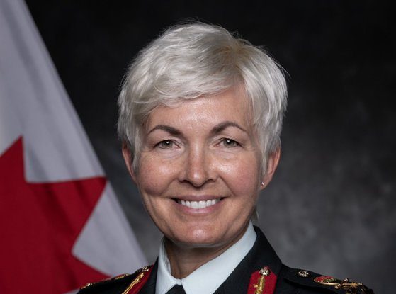 Canada a numit, pentru prima dată în istorie, o femeie în fruntea armatei