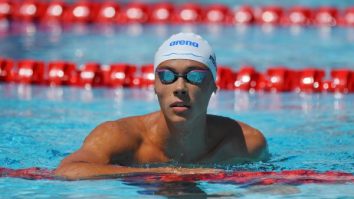 David Popovici s-a calificat în semifinala probei de 200 metri liber