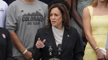 AP: Kamala Harris a obținut sprijin din partea destul de multor democrați pentru a candida pentru Casa Albă. Vicepreședinta SUA a strâns 81 de milioane de dolari în primele 24 de ore de campanie