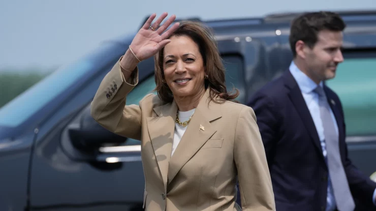 Harris organizează prima strângere de fonduri în calitate de posibil candidat democrat. Harris: „Trump vrea ca SUA să involueze”