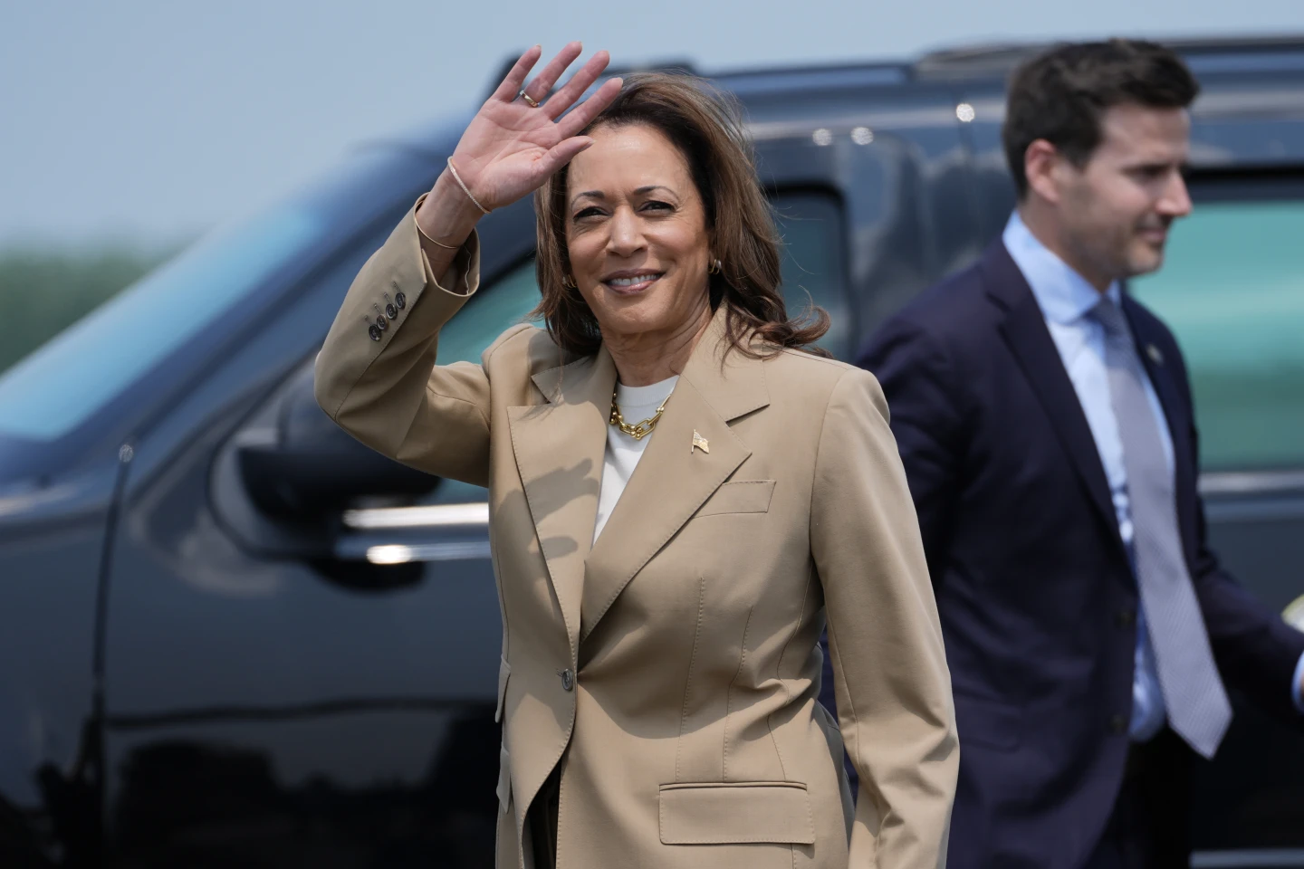 Harris organizează prima sa strângere de fonduri