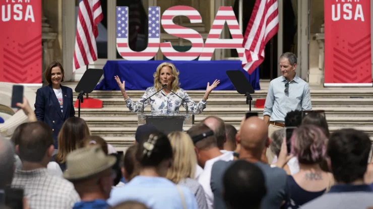 Jill Biden a sosit în Paris. Prima doamnă a SUA se întâlnește cu sportivii olimpici americani