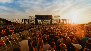 Cum te îmbraci la Electric Castle? Alexandra Ungurean: „Secretul este o ținută confortabilă”