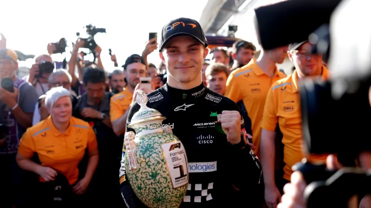 Oscar Piastri a câștigat primul său Mare Premiu F1 din istorie. Cursa a fost tensionată, marcată de drama echipei McLaren
