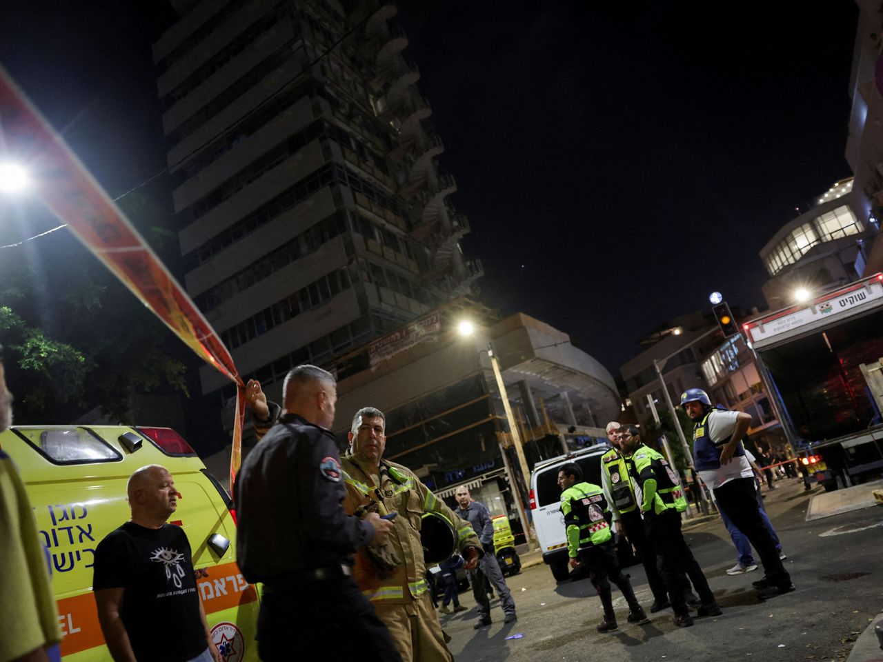 Rebelii Houthi din Yemen au lansat noaptea trecută un atac asupra Israelului cu drone și rachete balistice