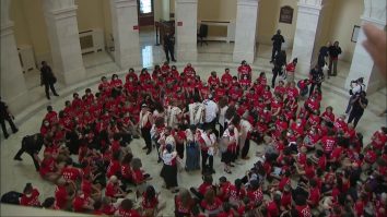 Protestatarii au invadat Capitoliul, înainte de vizita lui Netanyahu în SUA