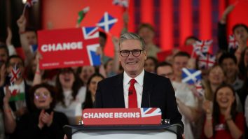 Keir Starmer, noul Premier al UK, sparge tiparele cu noul său Guvern. Ce povești de viață au oamenii cu care a ajuns la putere