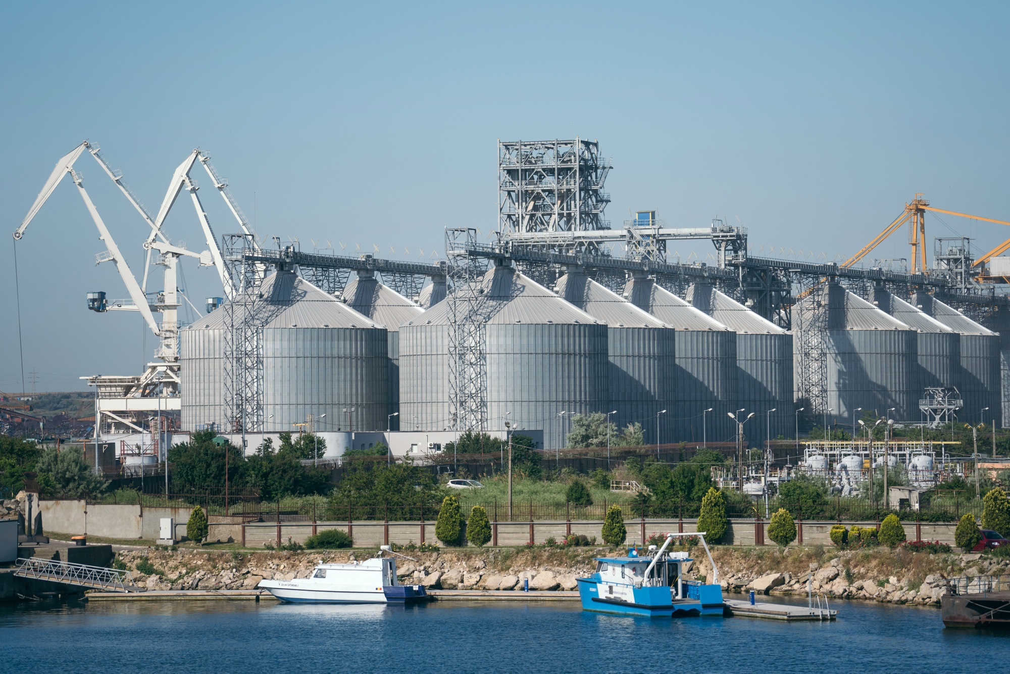 Forțele Navale din România, Bulgaria și Turcia își încep misiunea de distrugere a minelor din Marea Neagră