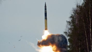 Rusia desfășoară exerciții militare cu rachete intercontinentale Iars, la o lună după exercițiile cu arme nucleare tactice. Ce urmărește Putin