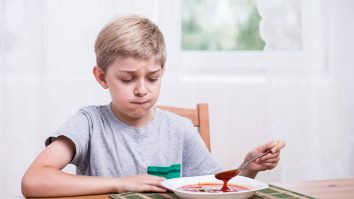 ARFID este o tulburare de alimentație greu de identificat. Psiholog: „Aceste persoane necesită intervenții terapeutice specializate pentru a-și îmbunătăți relația cu mâncarea”