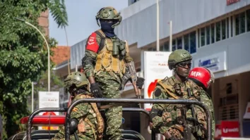 Zeci de persoane au fost arestate în timpul protestelor antiguvernamentale din Uganda