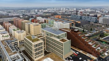 Ce vezi în Satul Olimpic? Sportivii au cinema, șezlonguri pe Sena, saloane de coafură și înfrumusețare, săli de antrenament