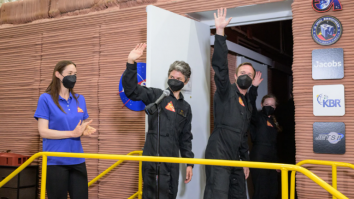 Voluntarii NASA care au petrecut peste un an într-un buncăr 3D de pe Marte și-au încheiat misiunea. Cum a fost experiența