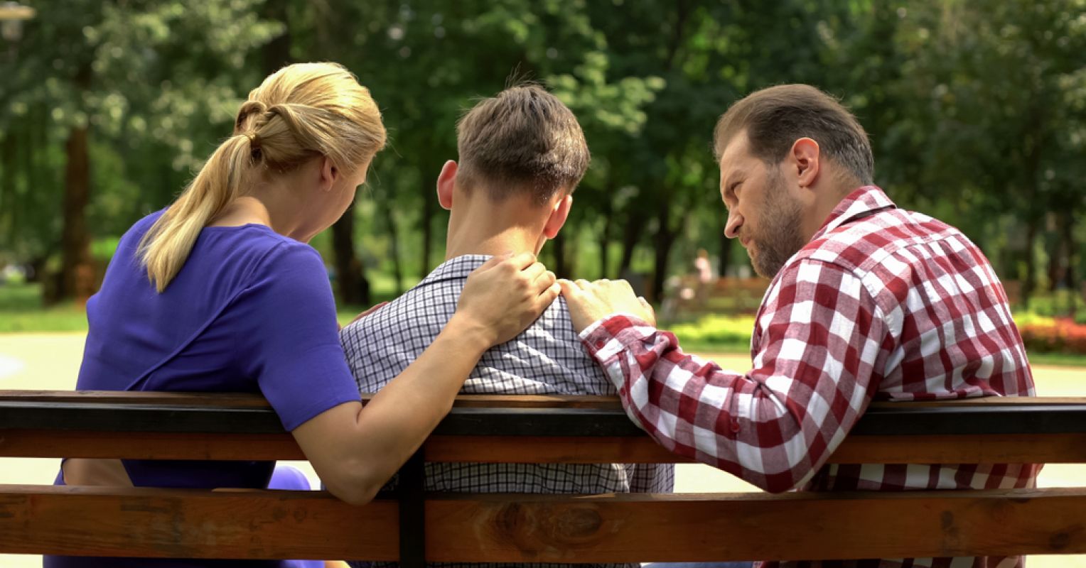 Adolescenții nu simt că primesc suport emoțional din partea părinților. Psiholog: „Să aibă timp de calitate împreună pentru că acesta facilitează conversațiile autentice”