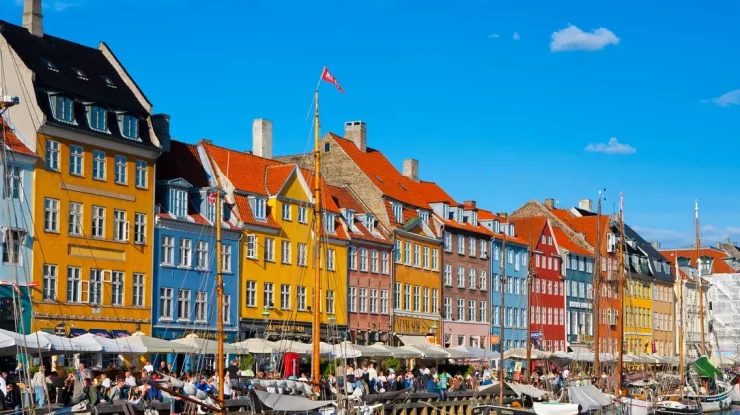 Copenhaga oferă stimulente financiare turiștilor. Ce condiții trebuie să îndeplinească