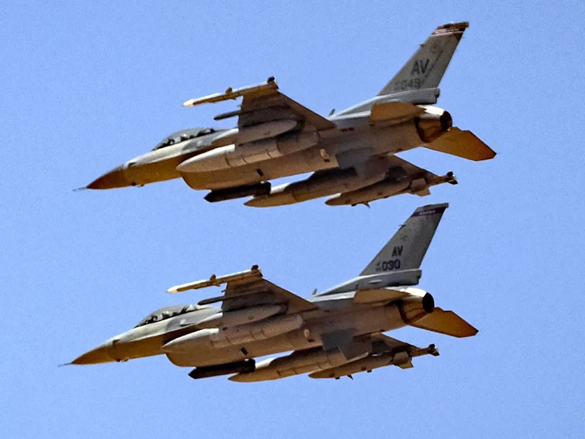 LIVE UPDATE. Război în Ucraina, ziua 875. Zelenski cere mai multe avioane de luptă F-16 și apărare aeriană din partea Occidentului