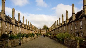 Ce poți vizita în Anglia? Vicars’ Close este una dintre cele mai vechi străzi locuite constant din Europa