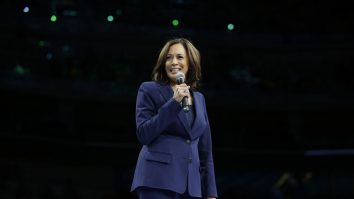 Kamala Harris atrage voturile Generației Z. După retragerea lui Biden, Trump a devenit „cel bătrân”
