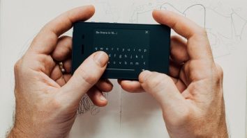 Vrei să iei o pauză de la tehnologie? Dumb Phone e aplicația ideală pentru un detox