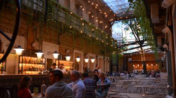 București se află în topul restaurantelor cu program prelungit. Cum arată clasamentul