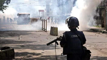 VIDEO. Lovitură de stat în Bangladesh. Premierul a demisionat / Protestatarii iau cu asalt Parlamentul