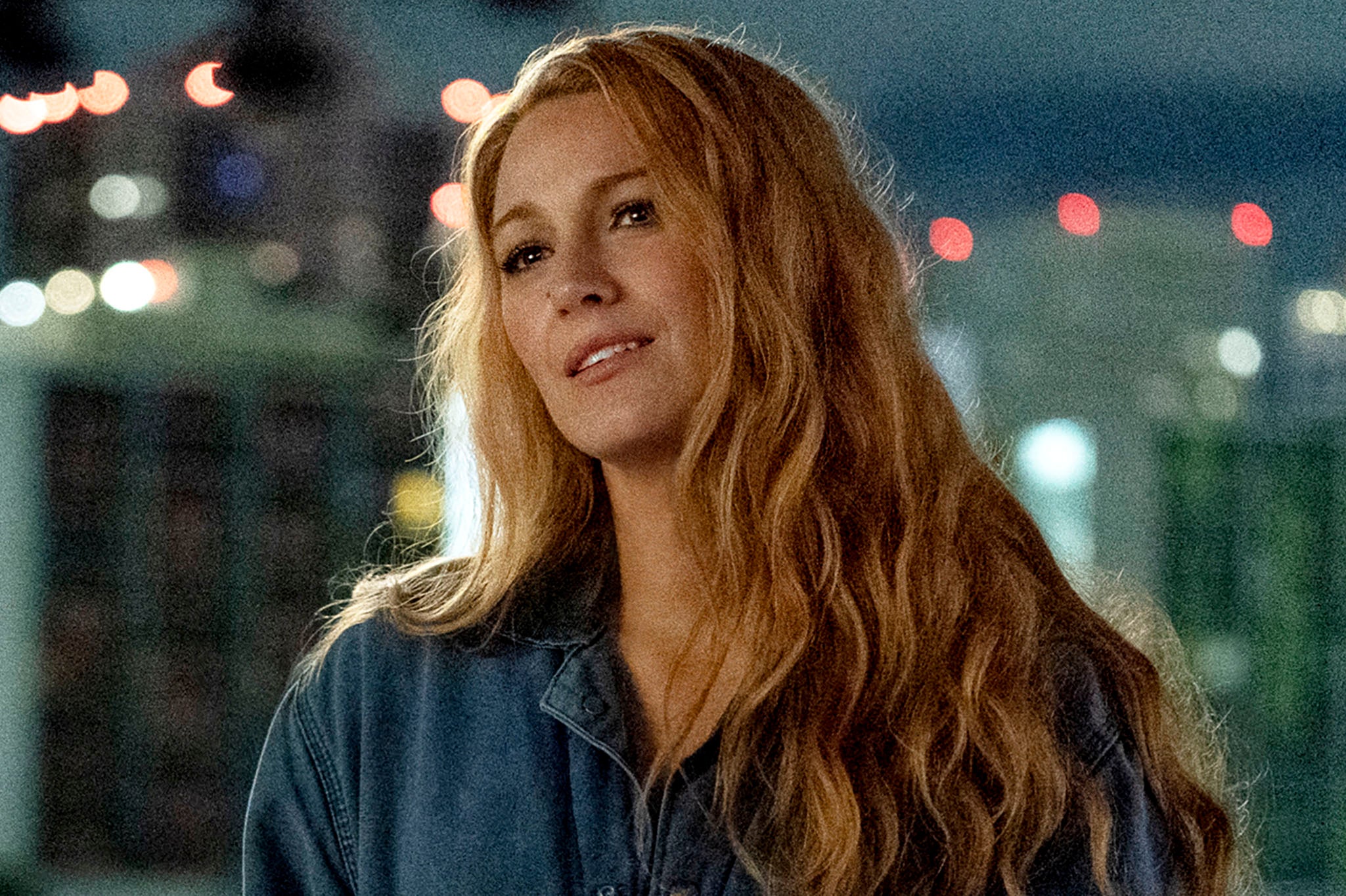 „It Ends With Us” a primit reacții negative din partea criticilor care consideră că romantizează abuzul domestic. Ce spune Blake Lively, protagonista filmului
