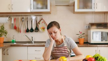 Americanii sunt prea obosiți ca să gătească după muncă. Peste 70% vor să mânănce sănătos, dar se plâng de prețurile mari