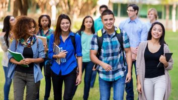 Mediul academic din Ungaria este în declin. Profesorii vor să emigreze după retragerea țării din programele Erasmus și Orizont Europa